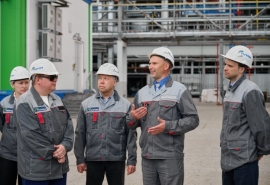 Представители Фирмы «1С» посетили крупнейшую производственную площадку ГК «Титан» в Омске