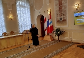 В Омском горсовете наградили юных победителей конкурса «Женское лицо Победы»