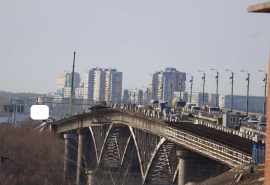 Омские власти ответили на слухи о перекрытии моста у Телецентра
