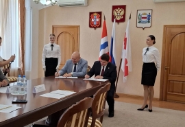 Шелест подписал соглашение о сотрудничестве с главой Нижнекамска