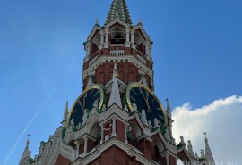 Президент поощрил омских мам и пап