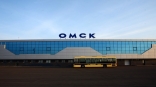 В Омском аэропорту массово отменяют и задерживают рейсы