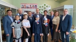 В школе № 138 открыли Аллею Героев и музей