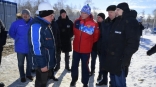 Губернатор Бурков побывал на стройплощадках двух ГРС в Омской области