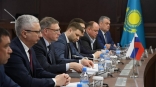 В Казахстане омский губернатор Бурков поднял вопрос грузоперевозок по Иртышу