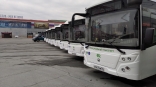 Владимир Корбут по достоинству оценил подарок Омского НПЗ – 20 новых экологичных автобусов