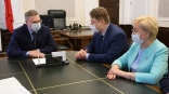 Губернатор Бурков встретился с новым руководителем омской налоговой