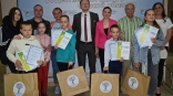 Омский регоператор «Магнит» наградил победителей конкурса детских рисунков