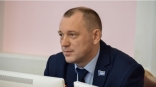 На защите многодетных, малообеспеченных и социальных рынков: рабочие будни депутата ОГС Алексея Ложкина