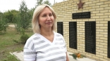 Депутат омского горсовета Инна Гомолко открыла восстановленный памятник ветеранам ВОВ
