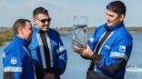 Омский НПЗ провел экологическую акцию по выпуску мальков в Иртыш