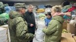 Бурков посетил пункт сбора помощи мобилизованным в Омске