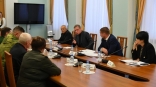 Губернатор Александр Бурков встретился с омичами-участниками СВО