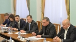 Александр Бурков наметил перспективы сотрудничества Омской области с международным холдингом
