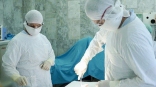 Омские хирурги спасли руку 90-летней пенсионерке