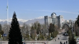 Губернатор Бурков прибыл в Таджикистан для продвижения экономических интересов Омской области