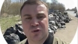 Хоценко записал видео на фоне кучи мусора в Омске после субботника