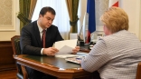Помощь мобилизованным в приоритете: врио губернатора Хоценко встретился с омским омбудсменом Касьяновой