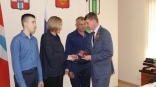 Родителям погибшего героя из Омской области вручили орден Мужества