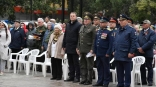 Глава Омской области Виталий Хоценко возложил цветы к монументу «Слава Героям»
