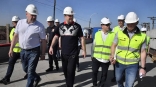 Виталий Хоценко и Сергей Шелест оценили ход работ по капремонту Ленинградского моста в Омске