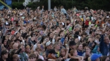 Организованный для омской молодежи на Соборной площади праздник привлек около 100 тысяч человек