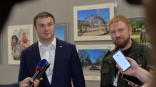 Глава Омской области Хоценко побывал на открытии выставки, посвященной освобожденным территориям