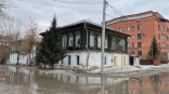 Старинный дом на Сенной в центре Омска вместо признания объектом культурного наследия все же снесут