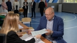 Мэр Омска Шелест рассказал, за что отдал свой голос на выборах губернатора