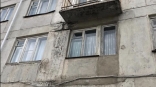 В Таре убрали балкон по иску омской прокуратуры