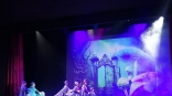 «Творчество без границ» – в омском «Пятом театре» показали спектакль для особенных детей
