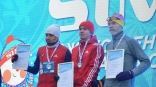 Главную дистанцию Рождественского полумарафона в Омске выиграли бегуны из других городов