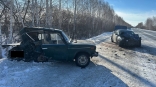 В жестком столкновении ВАЗа-2106 и «Хонды» под Омском погиб водитель