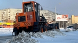 В Омск прибыла часть новой снегоуборочной техники
