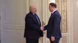 Хоценко договорился с Лукашенко о поставках белорусской продукции в Омск