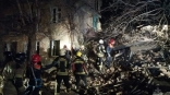 Во время урагана в Омске произошло обрушение в аварийном доме