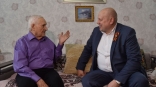 Ветеран Великой Отечественной войны рассказал мэру Омска курьезный случай из боевого прошлого