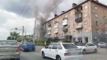 В Нефтяниках Омска полыхает уже горевший магазин