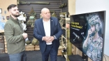 Шелест посетил омский центр военной подготовки под руководством участника СВО