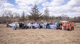 Волонтеры провели масштабный субботник в парке Победы