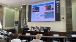 Зампред Омского горсовета Сахань выступил в Якутске о будущем муниципалитетов с 2028 года