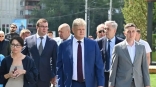 Полпреду Путина показали новый сквер в Омске