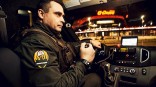День инкассатора: заглянем в центр, где считают и возят деньги