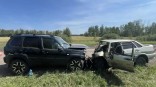 Появились кадры мощного смертельного лобового столкновения под Омском
