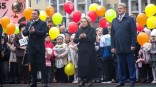 Валентина Матвиенко и губернатор Хоценко открыли новую школу № 155 в Омске в День знаний