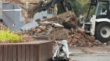 В Омске снесли незаконную баню, которая всем нравилась
