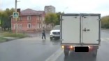 В Омске молодой хоккеист попался на нарушении ПДД