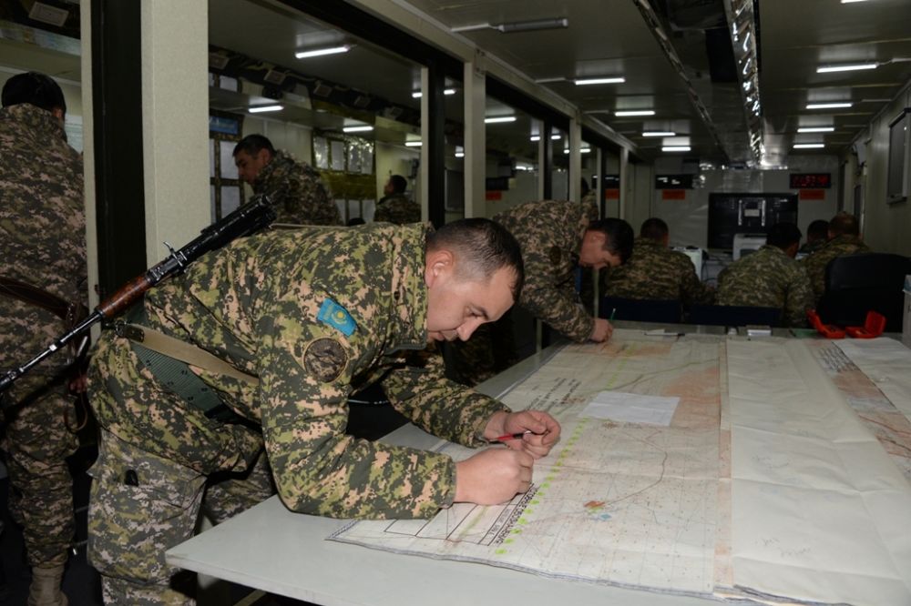 Привести в полную боевую готовность. Штаб вс РК. Штаб территориальной обороны. Армия Казахстана. Учебные занятия в армии.