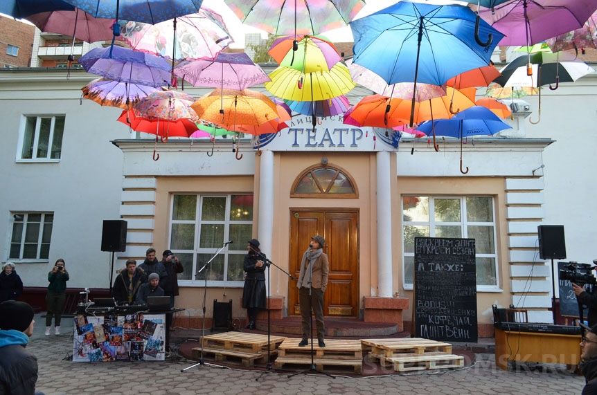 Лицейский театр. Лицейский театр Омск. Студия лицейского театра в Омске. Бук г Омска драматический Лицейский театр. Лицейский театр Омск фото.