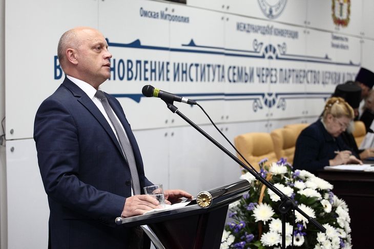 О необходимости уходить от понятия «свободной семьи» и желания «жить для себя» поговорили чиновники и православные на конференции в Омске О необходимости уходить от понятия «свободной семьи» и желания «жить для себя» поговорили чиновники и православные на конференции в Омске